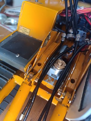 Moto reducteur rotation tourelle.jpg